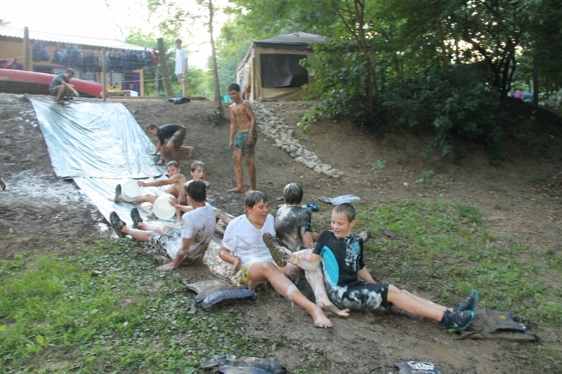 Village Camps International Summer Camp Ard&egrave;che, France 2019-07-26 https://www.villagecamps.com/journals_admin/images/927-45-19-07-2014 (800x533) (220).jpg